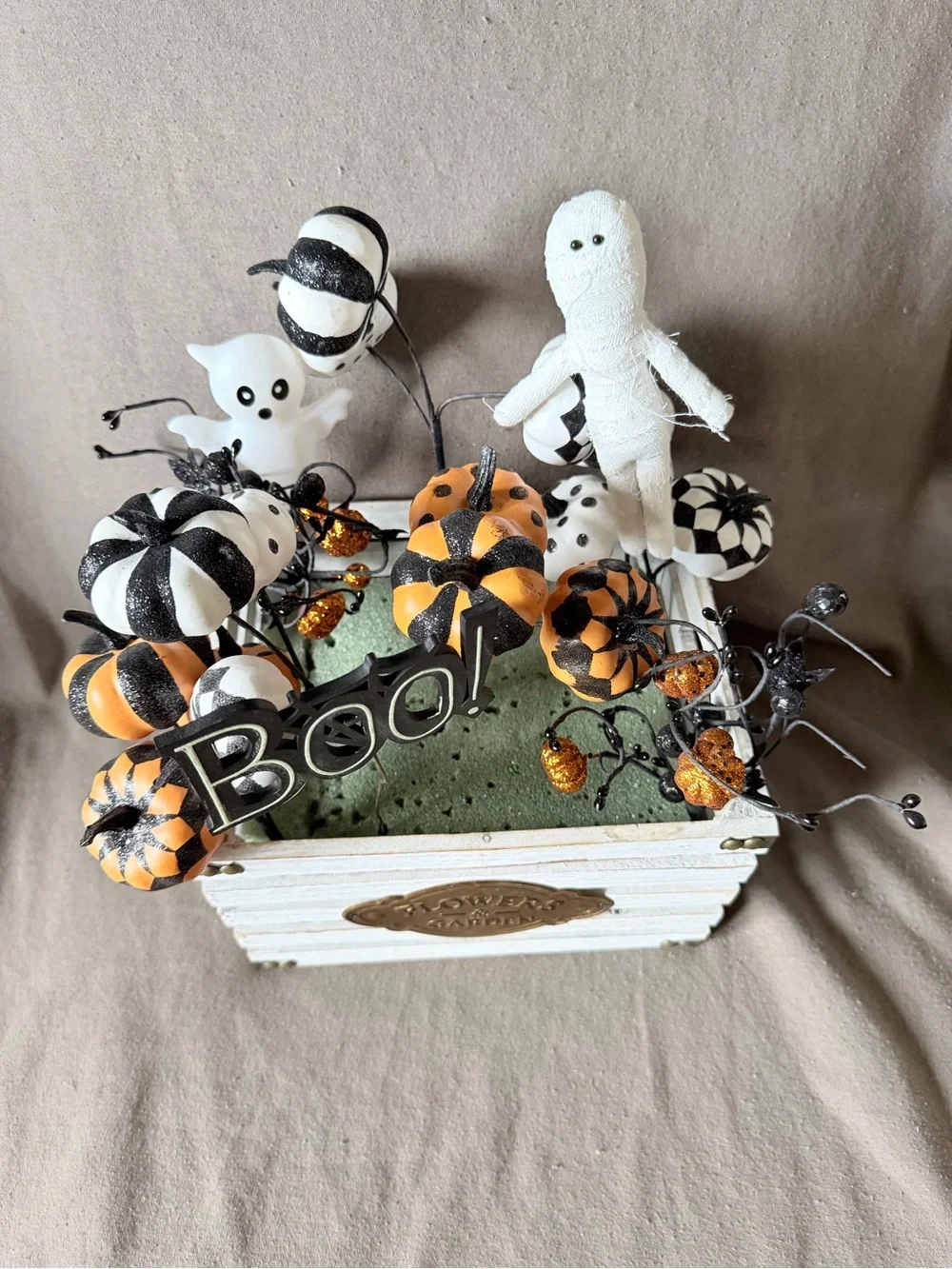 Halloween Boo Pumpkin and Mummy Tabletop Arrangement - White, Black, Orange